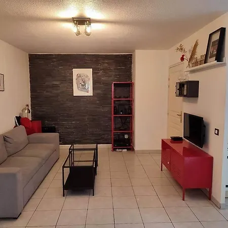 Apartment 2 Pieces